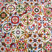 Sarah, színes, mozaikmintás lakástextil, dekorvászon