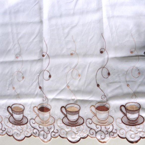 Hímzett, fehér voile vitrázs függöny, kávéscsésze mintával