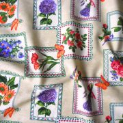 FLORES, keretes virág mintás lakástextil, dekorvászon