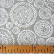 MUNRO, spanyol lakástextil, csipkemintás - maradék darab: 0,8 m